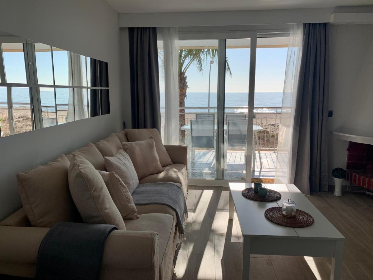 Apartament Formentor Castelldefels Zewnętrze zdjęcie