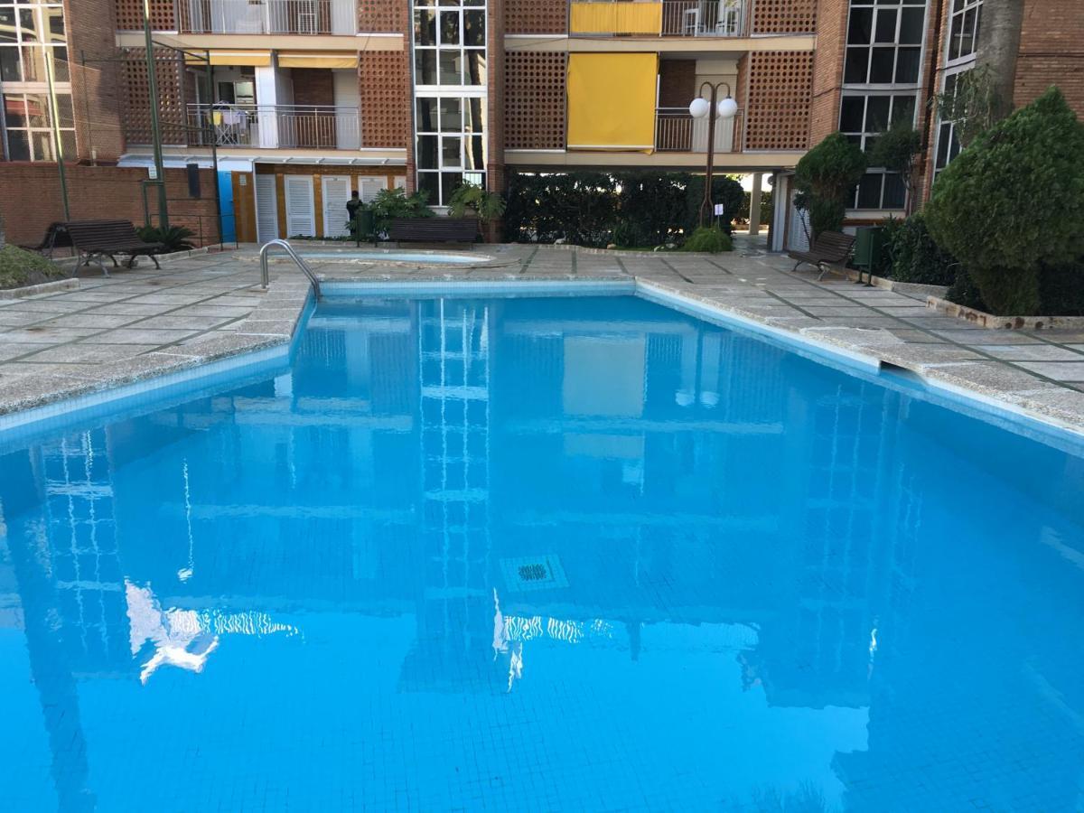 Apartament Formentor Castelldefels Zewnętrze zdjęcie